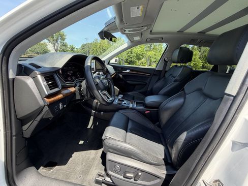 Used 2018 Audi Q5 2.0T Premium Plus w/ Premium Plus Package AWD/4WD image 9