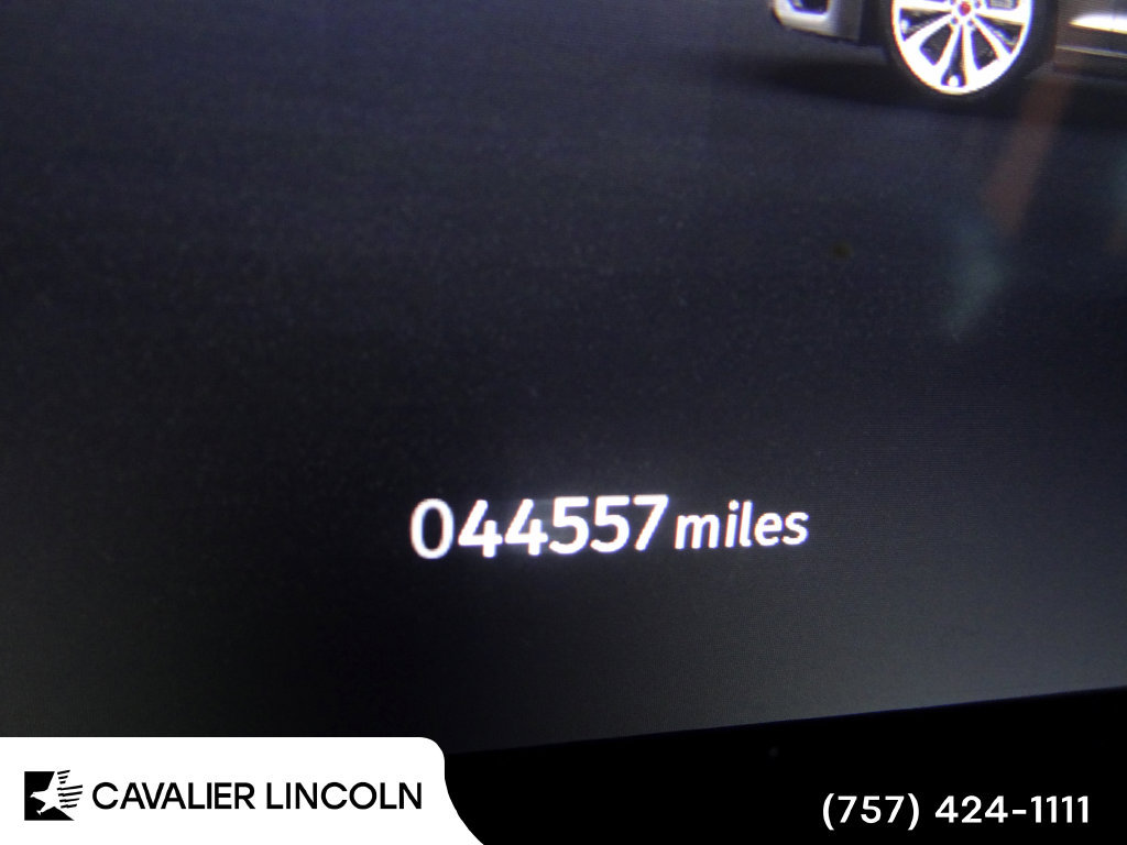Used 2024 Jaguar XF R-Dynamic SE AWD/4WD image 8
