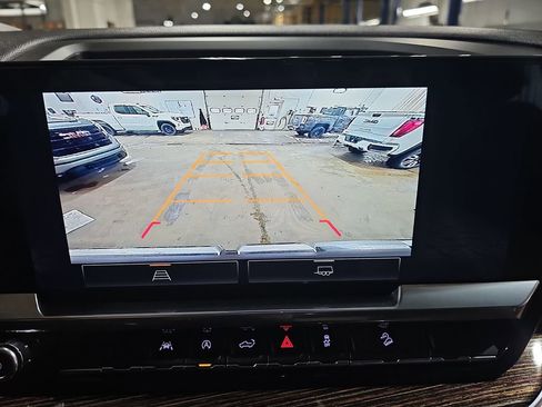 Certified 2023 GMC Sierra 1500 Elevation image 29