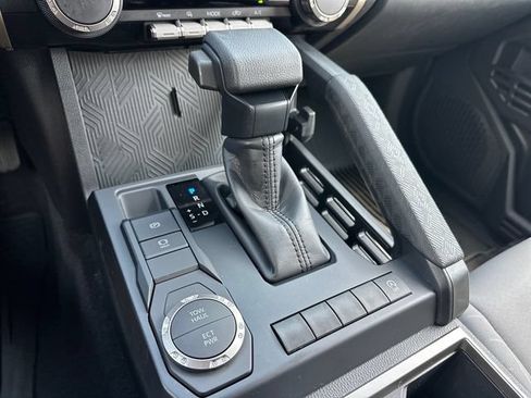 Used 2024 Toyota Tacoma TRD Sport RWD image 24