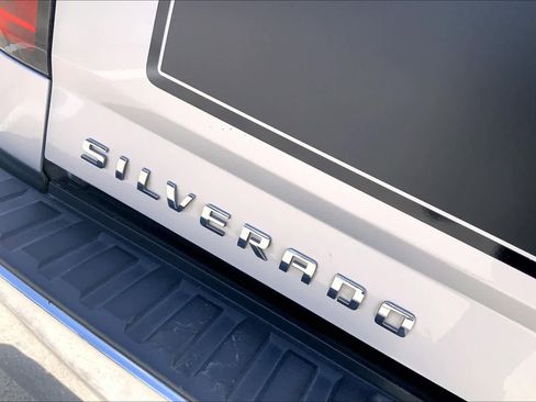 Used 2015 Chevrolet Silverado 1500 LT w/ Rally 2 Edition image 31