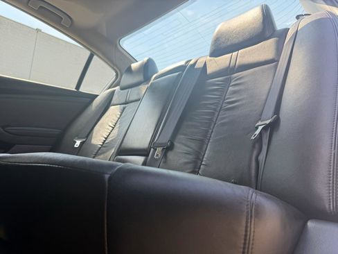 Used 2011 Nissan Altima 3.5 SR w/ 3.5SR Premium Pkg image 9