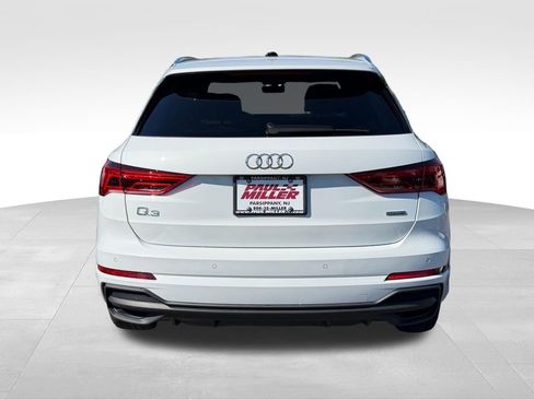Used 2023 Audi Q3 2.0T Premium Plus w/ Premium Plus Package AWD/4WD image 8