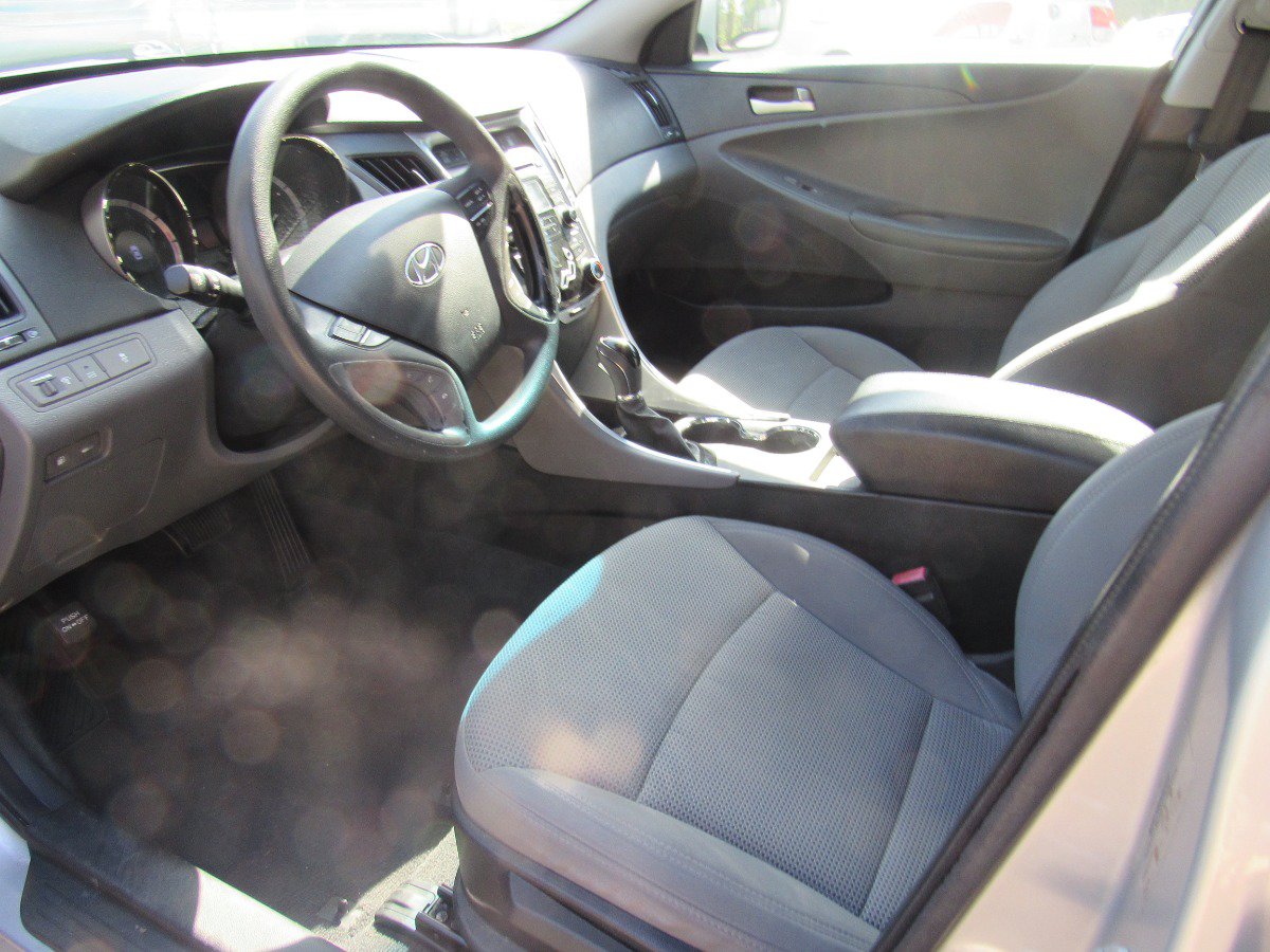 Used 2013 Hyundai Sonata GLS FWD image 7
