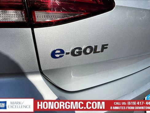 Used 2019 Volkswagen e-Golf SE w/ Driver Assistance Package FWD image 23