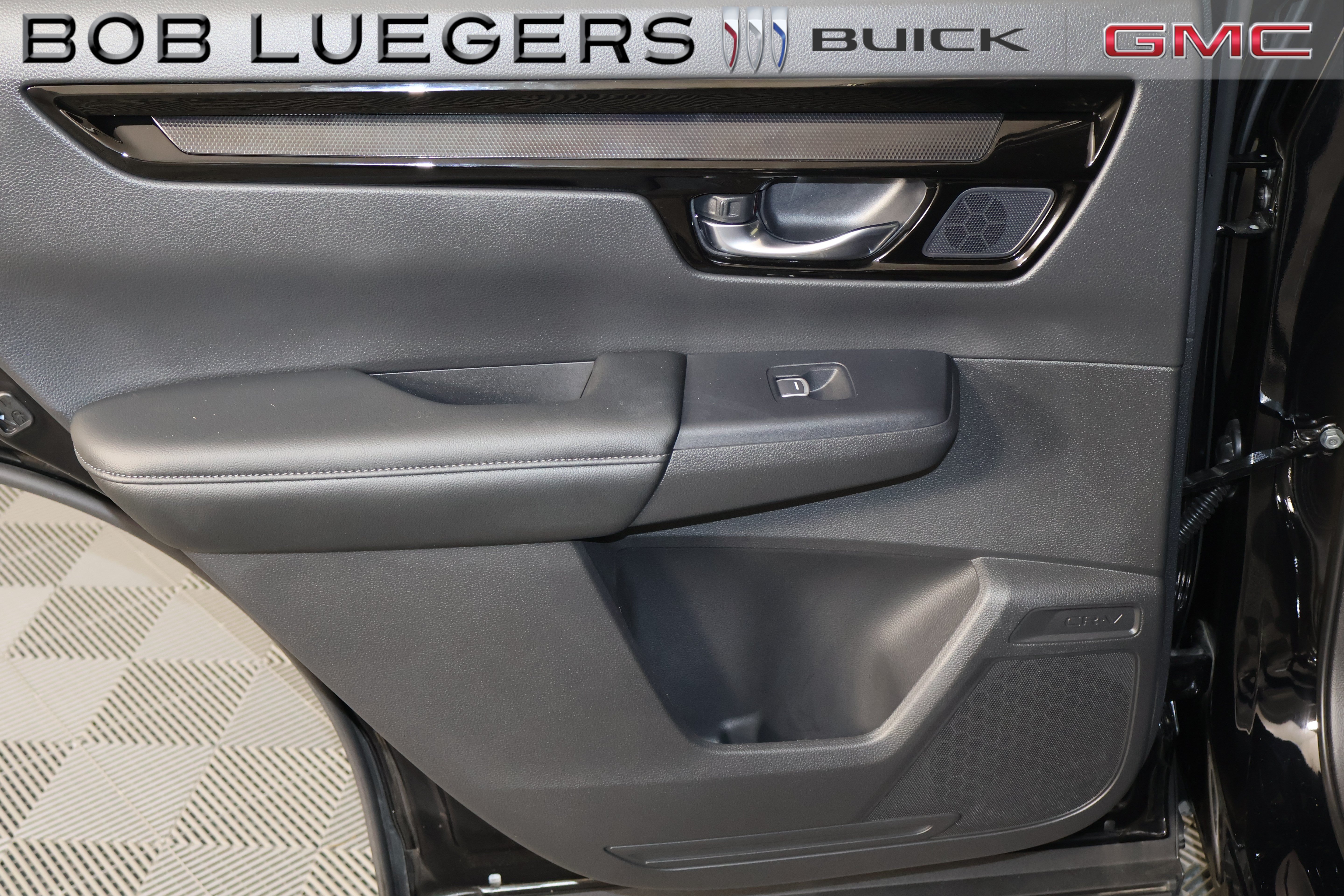 Used 2025 Honda CR-V EX-L image 10