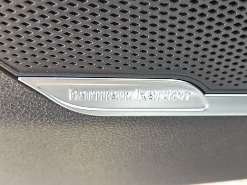 Used 2023 Kia Sportage SX image 25