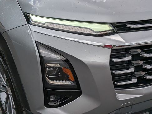 Certified 2025 Chevrolet Equinox LT w/ Safety and Technology Package FWD image 11