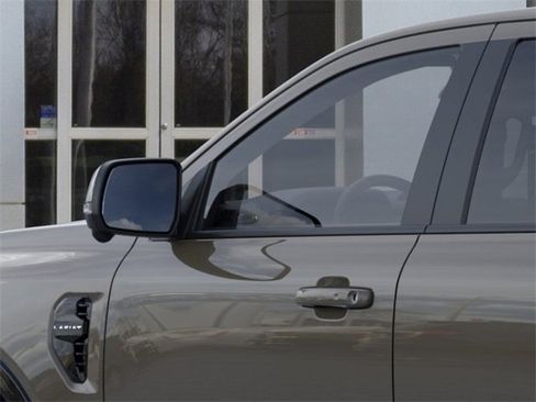 New 2025 Ford Ranger Lariat w/ FX4 Off-Road Package image 20