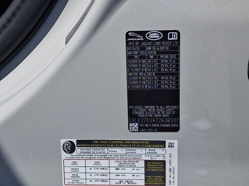New 2026 Land Rover Defender 110 X-Dynamic SE AWD/4WD image 22