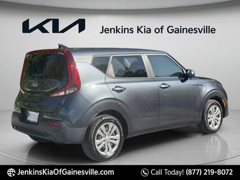 Used 2021 Kia Soul LX FWD image 7