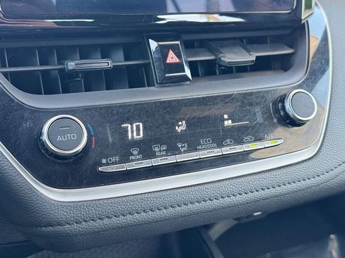 Certified 2024 Toyota Corolla SE FWD image 23