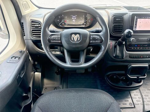 Used 2022 RAM ProMaster 3500 w/ Convenience Group FWD image 3