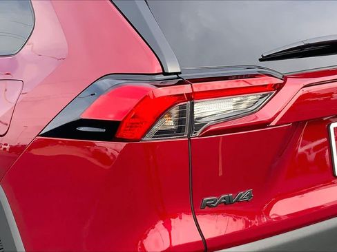 Used 2025 Toyota RAV4 XLE Premium w/ Weather Package AWD/4WD image 29
