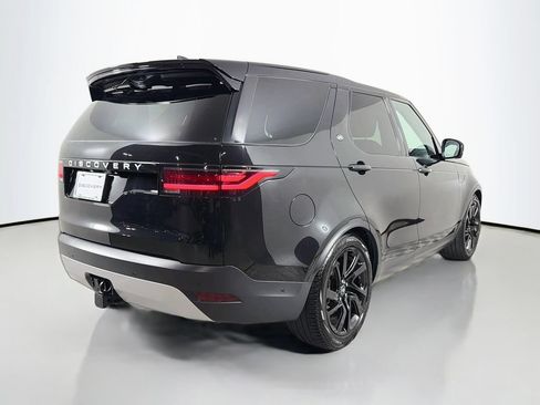 Used 2025 Land Rover Discovery S AWD/4WD image 5