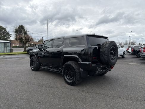 Used 2024 GMC Hummer EV 2X w/ Extreme Off-Road Package image 3