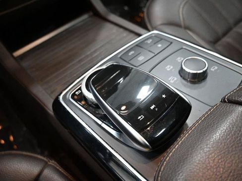 Used 2019 Mercedes-Benz GLS 450 4MATIC w/ Premium 1 Package image 23