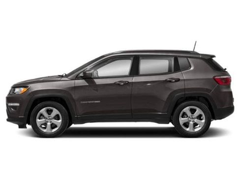 Used 2018 Jeep Compass Latitude w/ Cold Weather Group AWD/4WD image 6