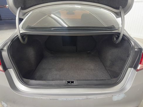 Used 2015 Chrysler 200 Limited w/ Convenience Group image 13