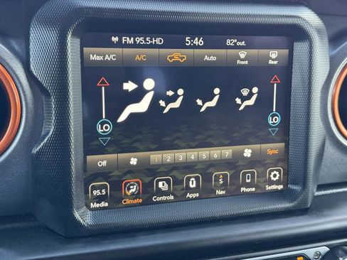 Certified 2022 Jeep Gladiator Mojave w/ LED Lighting Group AWD/4WD image 19