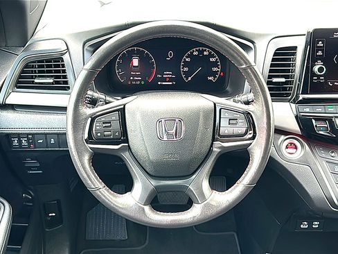 Used 2025 Honda Odyssey Sport-L image 29