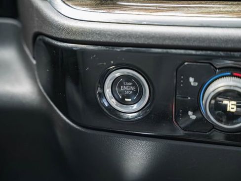 Used 2023 Chevrolet Silverado 1500 LT AWD/4WD image 28