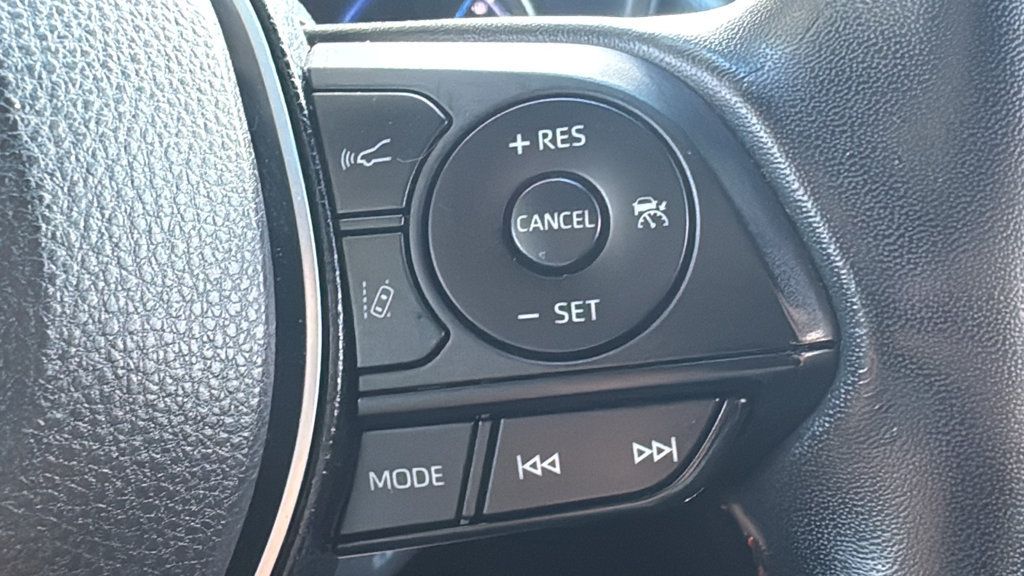 Used 2022 Toyota RAV4 XSE w/ Weather Package AWD/4WD image 12