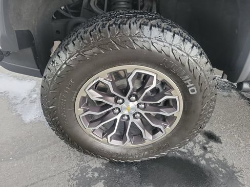 Used 2022 Chevrolet Colorado ZR2 AWD/4WD image 30