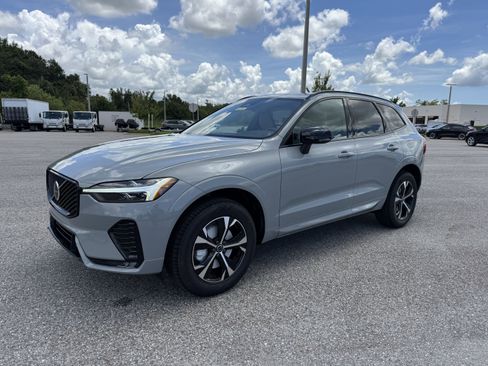 New 2026 Volvo XC60 B5 Core w/ Protection Package image 7