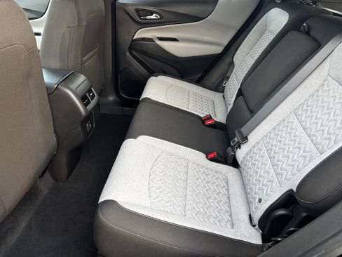 Used 2023 Chevrolet Equinox LS image 20
