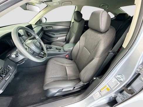 Certified 2025 Honda Accord LX image 19