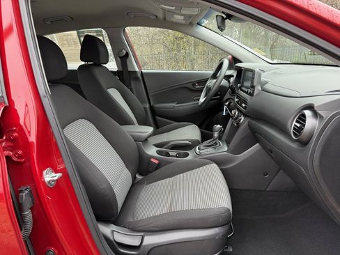 Used 2019 Hyundai Kona SE image 34