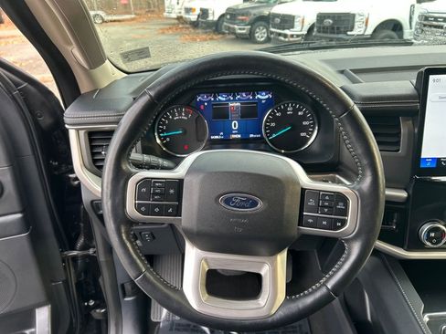 Used 2024 Ford Expedition Max XLT image 20