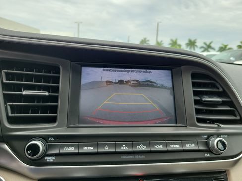 Used 2020 Hyundai Elantra Value Edition w/ Cargo Package (C1) FWD image 10