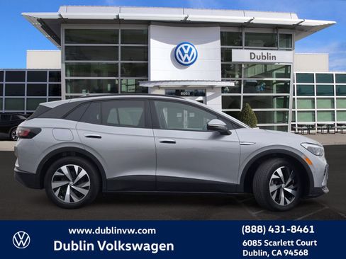 Certified 2023 Volkswagen ID.4 Pro image 3