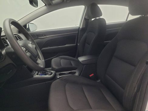 Used 2018 Hyundai Elantra SEL FWD image 17