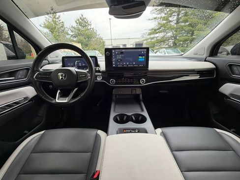 Used 2024 Honda Prologue Touring image 14