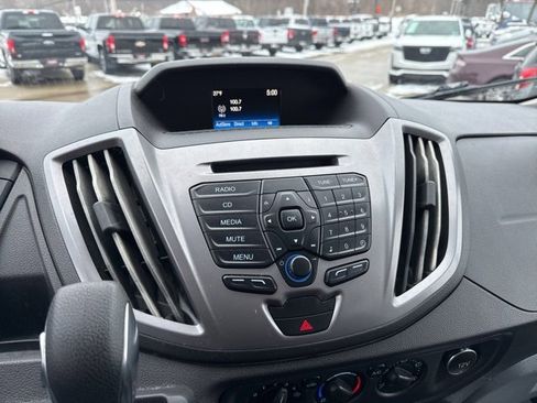 Used 2018 Ford Transit 350 XLT image 28