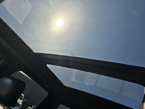 Used 2019 Ford F150 Lariat w/ Equipment Group 502A Luxury image 33