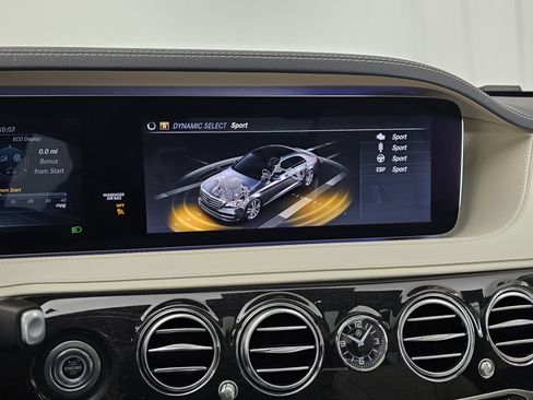 Used 2019 Mercedes-Benz S 560 Sedan image 42