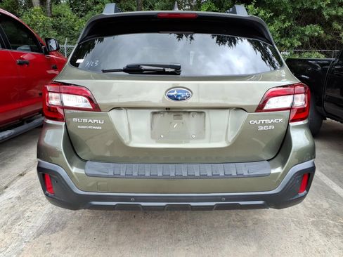 Used 2019 Subaru Outback 3.6R Limited w/ Popular Package #2 AWD/4WD image 5
