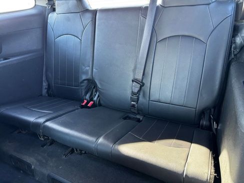 Used 2017 Buick Enclave Premium image 13