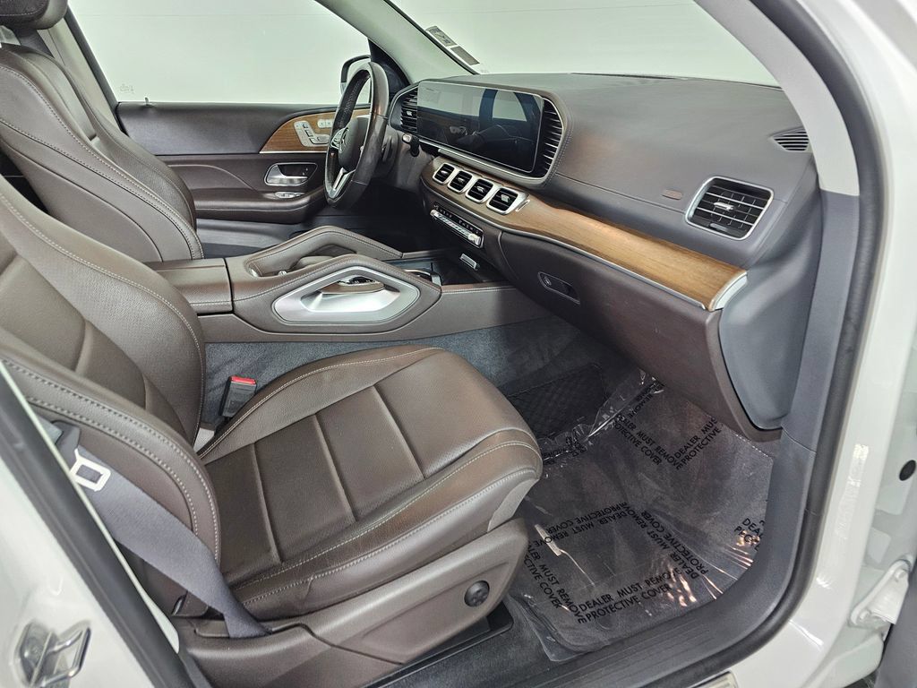Used 2020 Mercedes-Benz GLS 450 4MATIC image 11