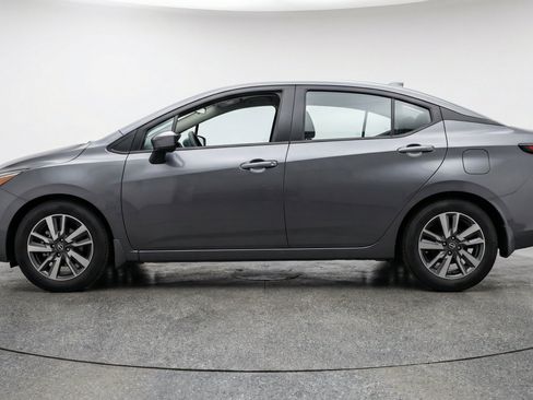 Used 2025 Nissan Versa SV FWD image 5