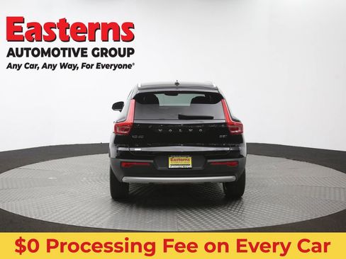 Used 2024 Volvo XC40 B5 Core AWD/4WD image 36