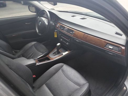 Used 2011 BMW 328i xDrive Sedan AWD/4WD image 14