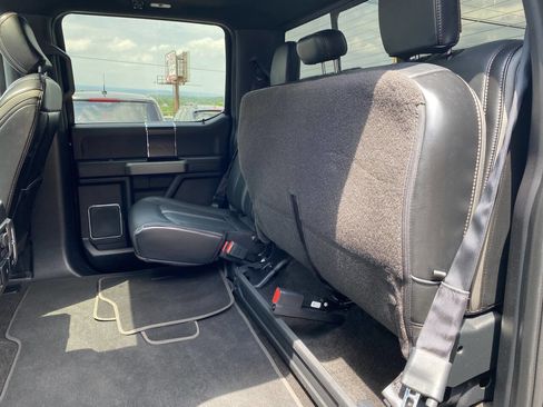 Used 2020 Ford F150 Platinum image 16