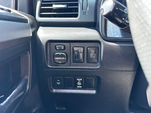 Used 2020 Toyota 4Runner SR5 AWD/4WD image 34