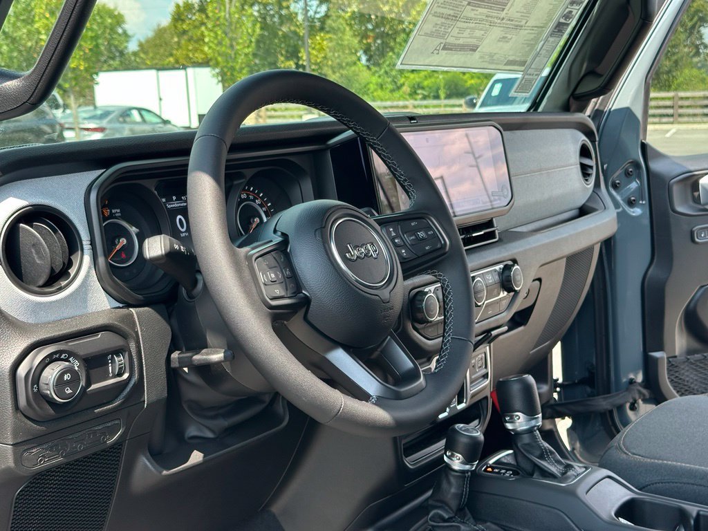 New 2026 Jeep Gladiator Sport AWD/4WD image 34