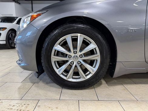 Used 2017 INFINITI Q50 3.0t Premium w/ 3.0T Premium Plus Package image 39